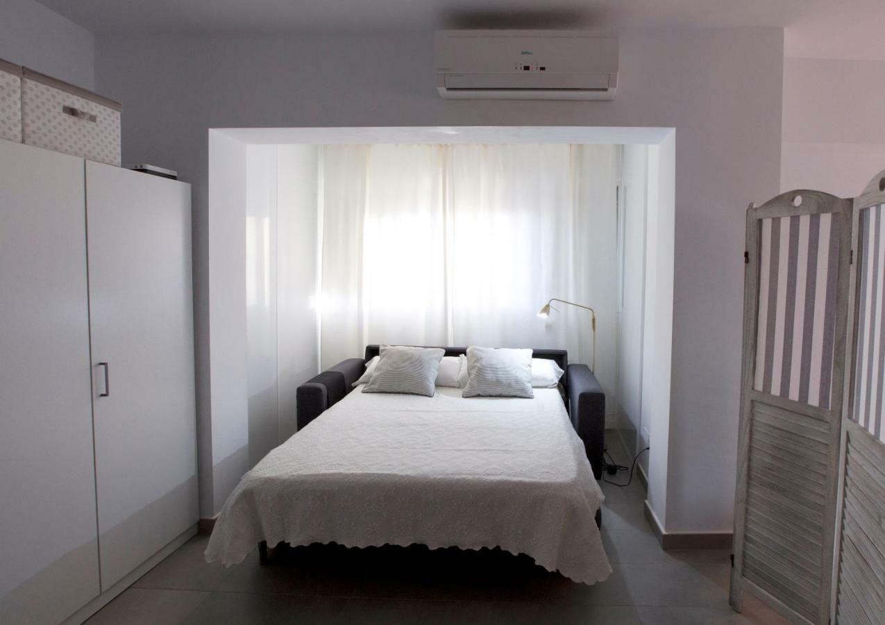 Apartamento Malagueta Beach 10 Málaga Esterno foto