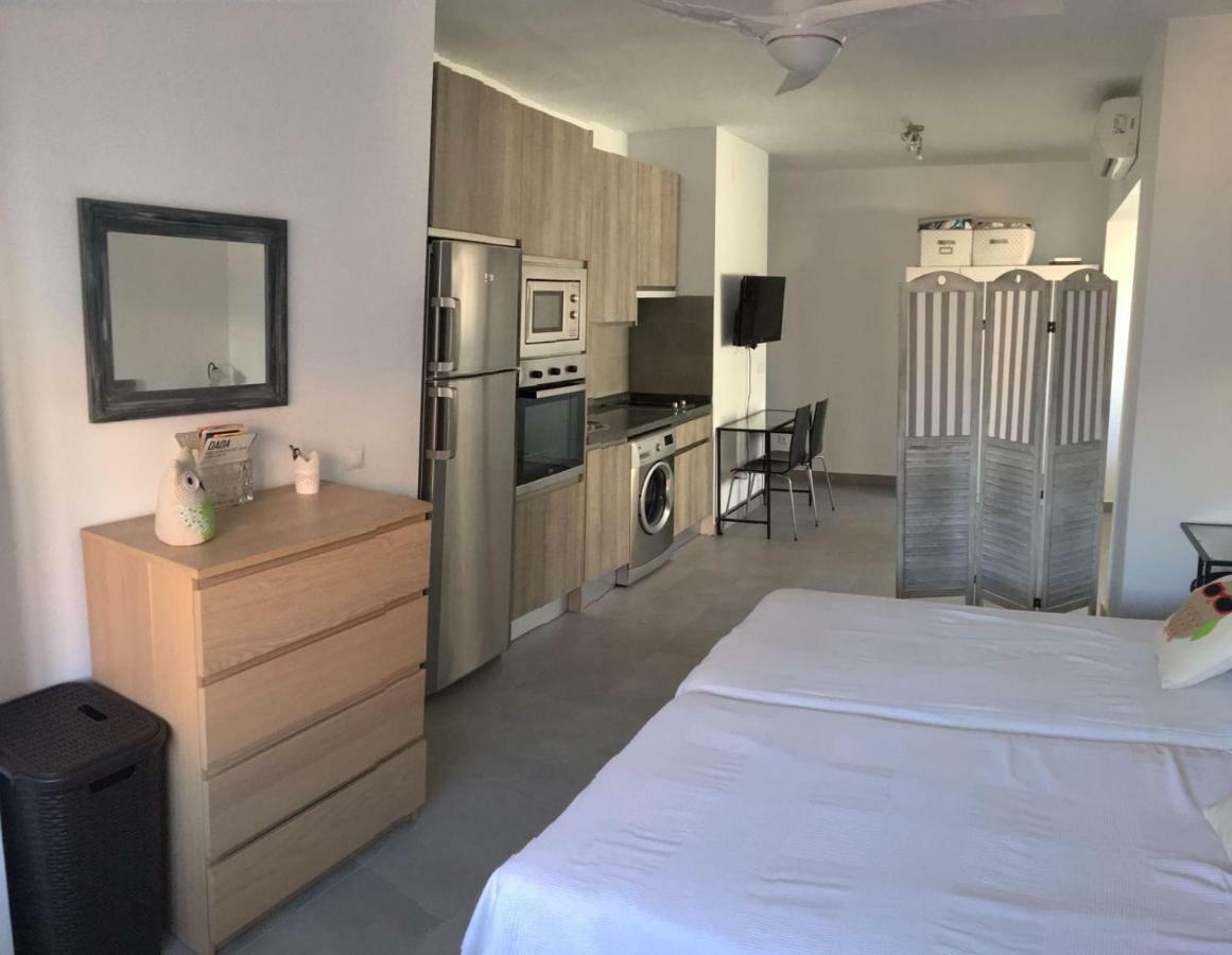 Apartamento Malagueta Beach 10 Málaga Esterno foto